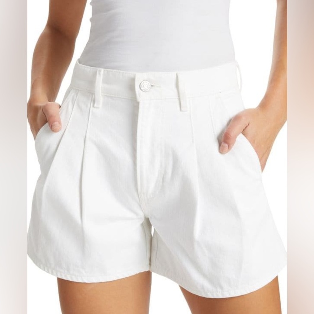 Veronica Beard White High Waist Pleated Shorts